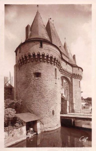 D72_La-Ferte-Bernard_Porte_Saint-Julien_002
